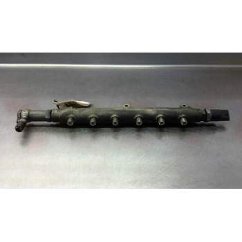 Recambio de rampa inyectora para volvo s60 berlina d5 referencia OEM IAM 0445215010  