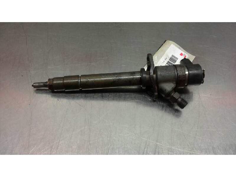 Recambio de inyector para volvo s60 berlina d5 referencia OEM IAM 0445110 078 8658352 2A1578M