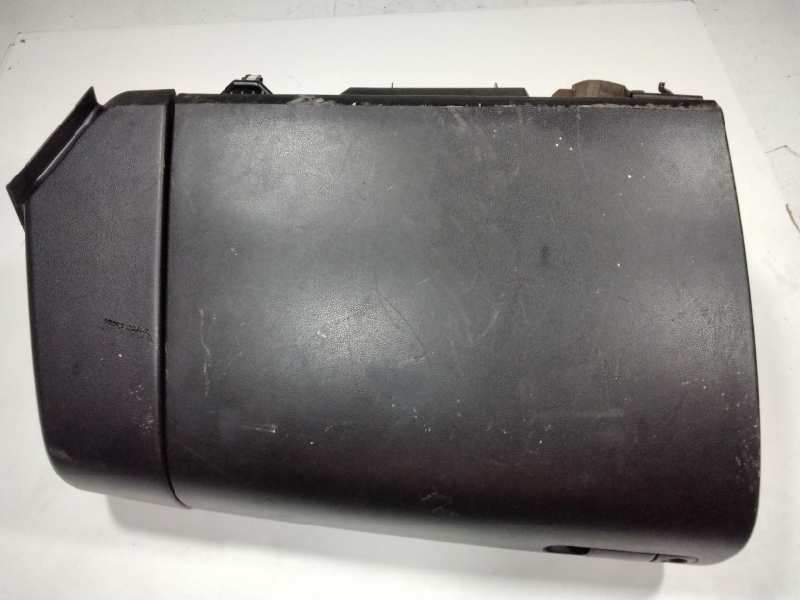 Recambio de guantera para mazda 3 berlina (bk) 1.6 crdt active+ referencia OEM IAM BP4K60401CFKZ  