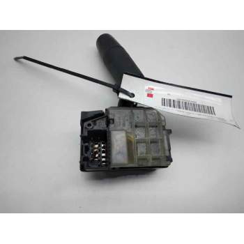 Recambio de mando limpia para mazda 3 berlina (bk) 1.6 crdt active+ referencia OEM IAM 17D682  