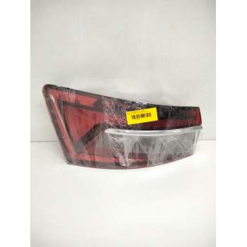 Recambio de piloto trasero izquierdo para skoda superb iii (3v3) 2.0 tdi referencia OEM IAM 3V9945207 819110102 