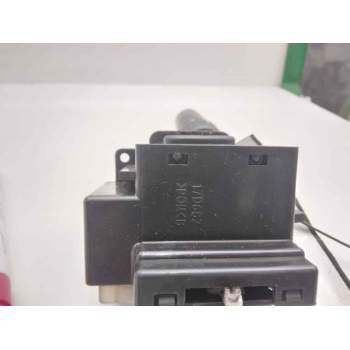Recambio de mando luces para mazda 3 berlina (bk) 1.6 crdt active+ referencia OEM IAM 17D682  