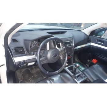 subaru legacy kombi/outback b14 del año 2010