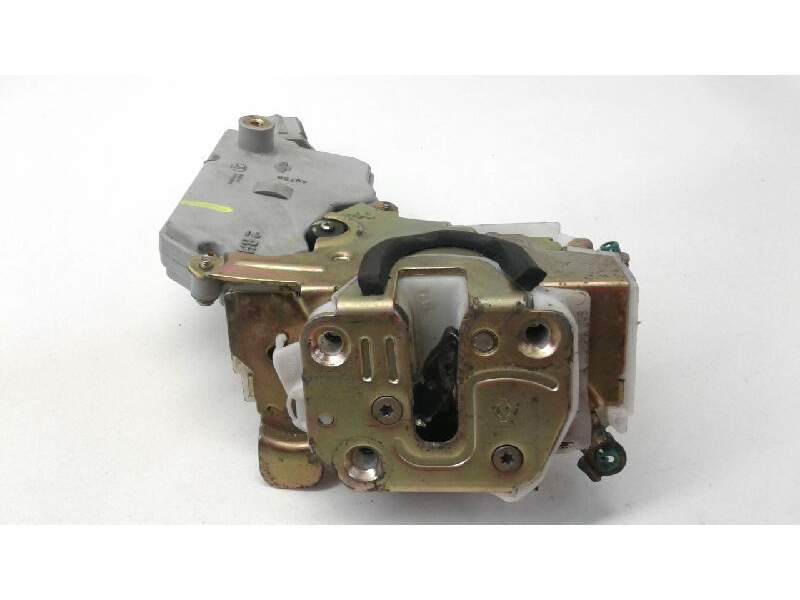Recambio de cerradura puerta delantera derecha para nissan primera berlina (p11) básico referencia OEM IAM 805022F910  