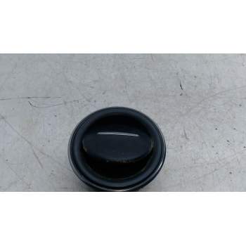 Recambio de aireador derecho para dacia dokker monospace (ke_) 1.5 dci (keaj, keah) referencia OEM IAM 687608758R  