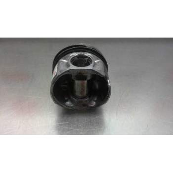 Recambio de piston para nissan cabstar 35.15 referencia OEM IAM   