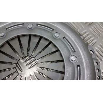 Recambio de prensa embrague para citroën c4 picasso 1.6 16v hdi fap referencia OEM IAM 9653295680 043082000137 