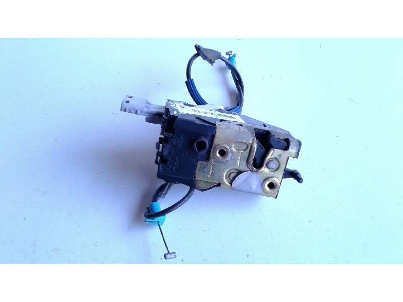 Recambio de cerradura puerta trasera derecha para citroën c4 berlina collection referencia OEM IAM 9138T5  