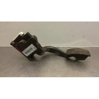 Recambio de pedal acelerador para opel corsa e 1.4 referencia OEM IAM 13305804  