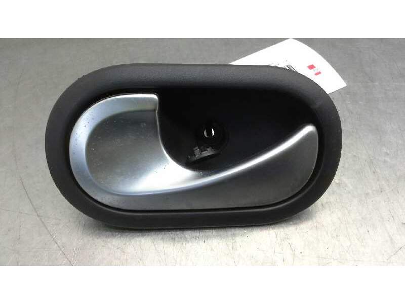 Recambio de maneta interior delantera izquierda para renault modus confort dynamique referencia OEM IAM 8200310579  