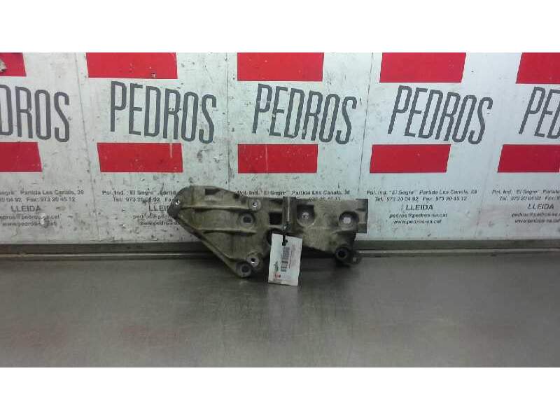 Recambio de soporte alternador para renault megane ii berlina 5p dynamique referencia OEM IAM 8200425034  