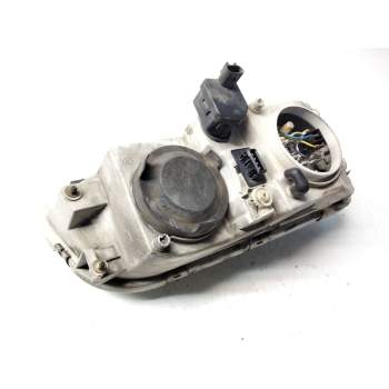 Recambio de faro izquierdo para volvo s40 berlina 1.8 cat referencia OEM IAM   