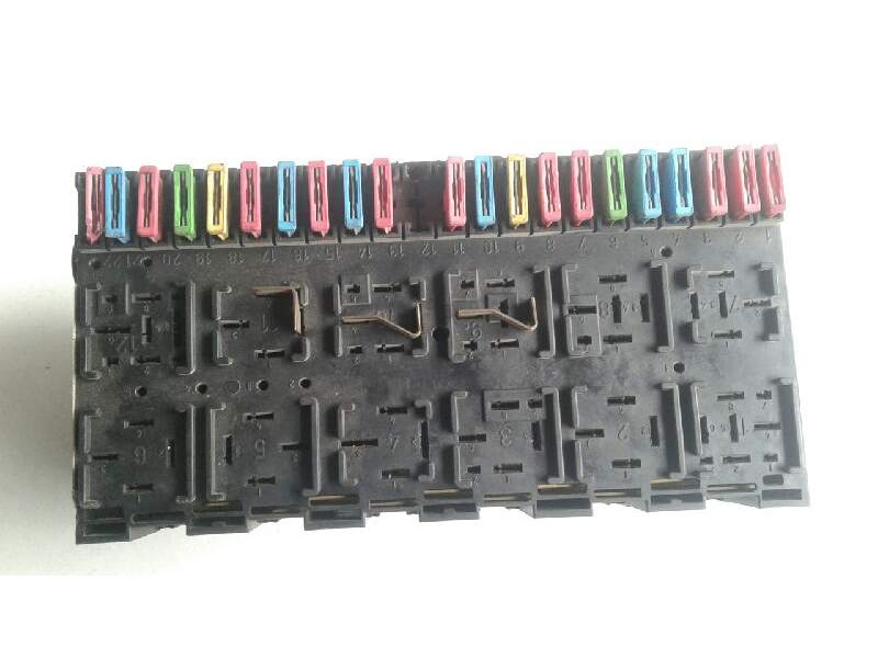 Recambio de centralita bsi para seat inca (6k9) 1.9 sdi cl kombi referencia OEM IAM 68461033242  
