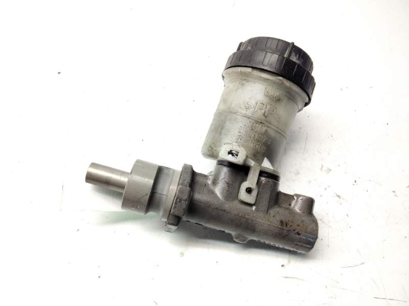 Recambio de bomba freno para volvo s40 berlina 1.8 cat referencia OEM IAM L481373  