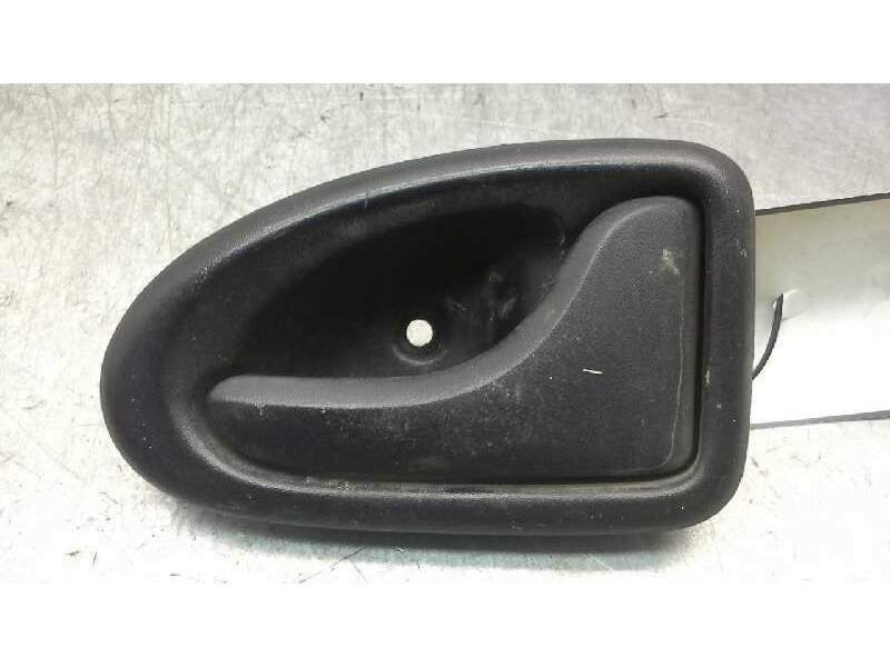 Recambio de maneta interior delantera derecha para renault master desde ´98 2.5 diesel referencia OEM IAM   