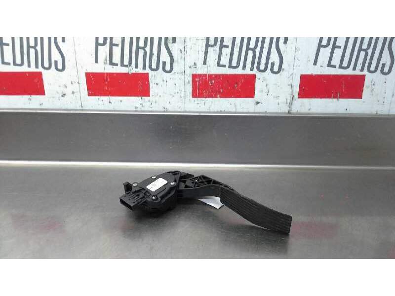 Recambio de pedal freno para opel astra j gtc sportive referencia OEM IAM 13252702  