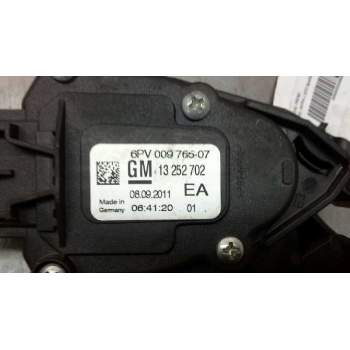 Recambio de pedal freno para opel astra j gtc sportive referencia OEM IAM 13252702  