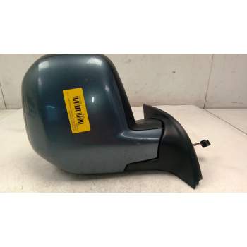RETROVISOR DERECHO 95813749XT 