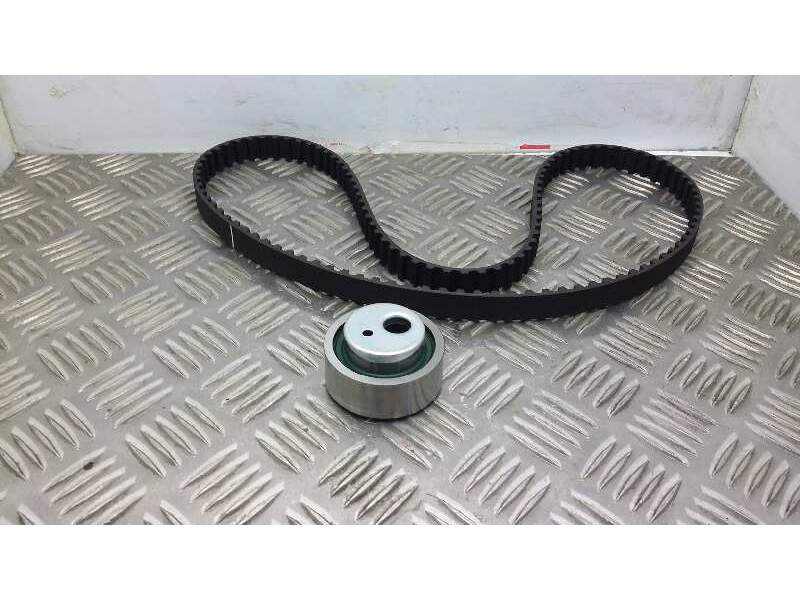 Recambio de kit distribucion para citroën berlingo referencia OEM IAM 13185124 E118412 DAYCO