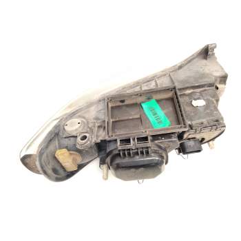 Recambio de faro derecho para audi a4 berlina (b5) 1.8 20v turbo referencia OEM IAM 8D0941004AK  