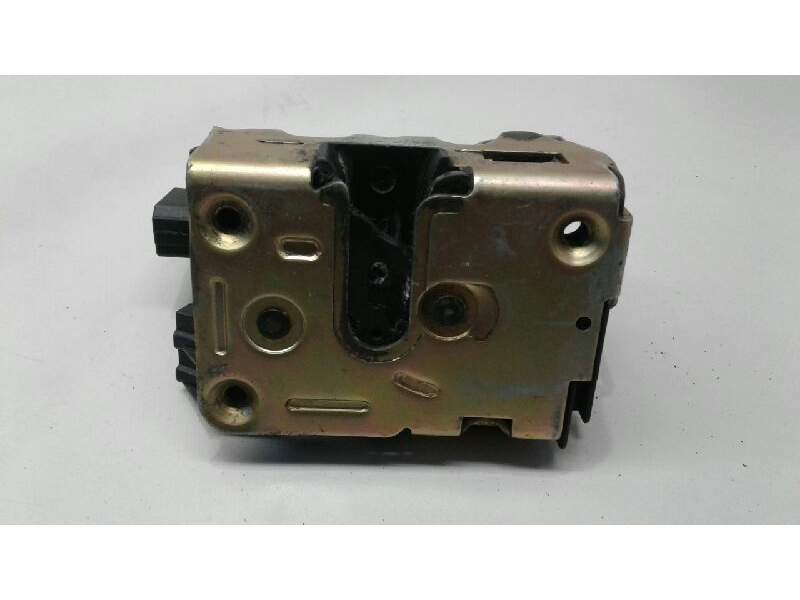 Recambio de cerradura puerta delantera derecha para renault 19 hatchback (b/c53) europa referencia OEM IAM   