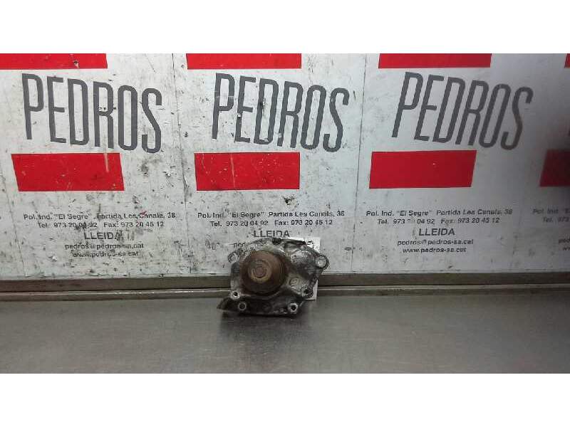 Recambio de bomba agua para opel vivaro furgón 2.9t largo referencia OEM IAM   