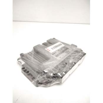 Recambio de centralita motor uce para renault scenic ii dynamique referencia OEM IAM 0281011776 8200391966 8200386508