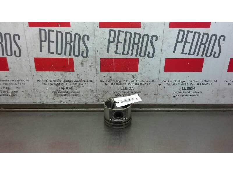 Recambio de piston para nissan terrano/terrano.ii (r20) 3.0 td cat referencia OEM IAM   