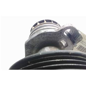 Recambio de bomba agua para nissan qashqai (j10) 2.0 dci turbodiesel cat referencia OEM IAM 8200332040  