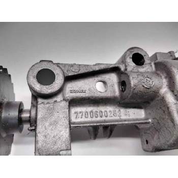 Recambio de bomba aceite para renault megane ii berlina 5p confort authentique referencia OEM IAM 7700600252  