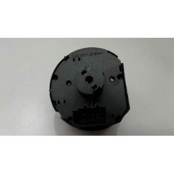 Recambio de mando luces para volkswagen golf vii lim. sport by r-line bluemotion referencia OEM IAM 5G0941431BD  