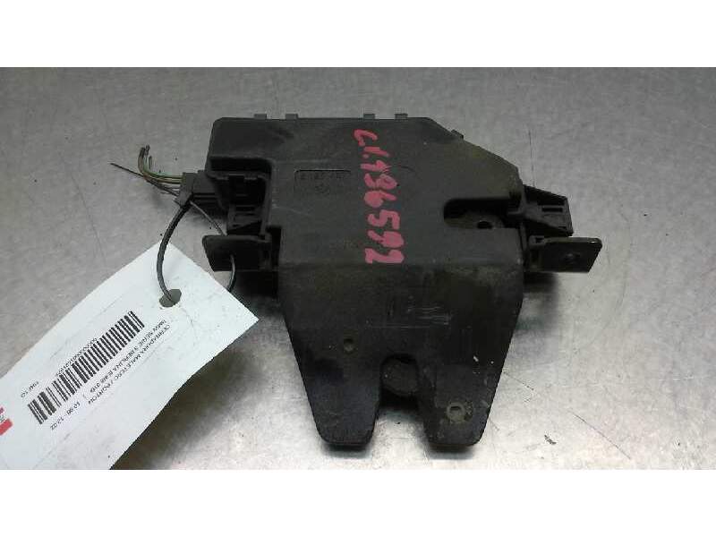 Recambio de cerradura maletero / porton para bmw serie 3 berlina (e46) 316i referencia OEM IAM 8196401  