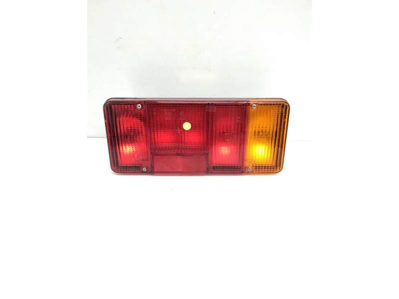 Recambio de piloto trasero derecho para iveco daily i caja/chasis 40-10 referencia OEM IAM 141261 45437 