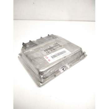 Recambio de centralita motor uce para audi a4 berlina (b5) 1.8 referencia OEM IAM 0261204774 8D0907558B 