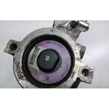 Recambio de bomba direccion para citroën xsara berlina 1.9td attraction referencia OEM IAM 9631923580  