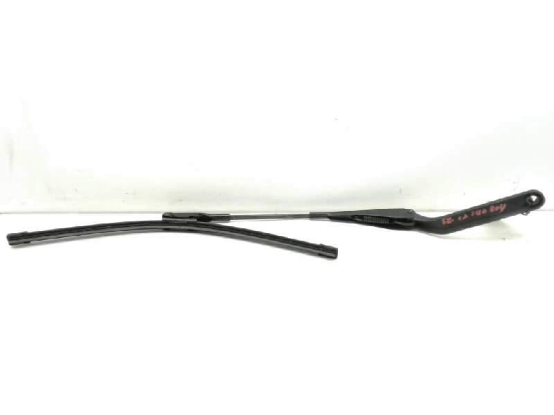 Recambio de brazo limpia delantero izquierdo para bmw serie 1 berlina (e81/e87) 118d referencia OEM IAM 61617169971  