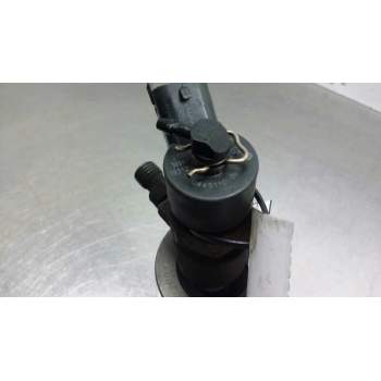 Recambio de inyector para alfa romeo 147 (190) 1.9 jtd distinctive referencia OEM IAM 0445110068  