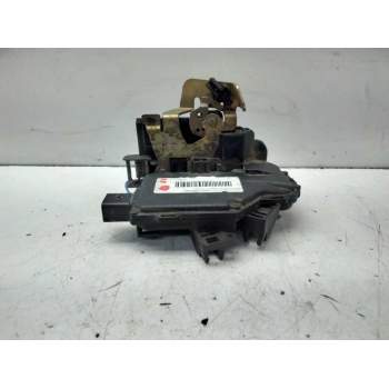 CERRADURA PUERTA TRASERA DERECHA 4B0839016G 