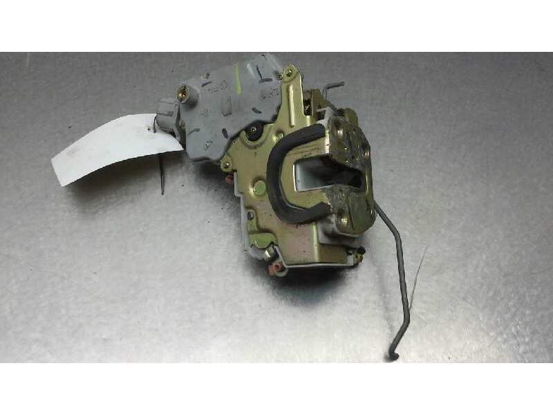 Recambio de cerradura puerta delantera izquierda para nissan primera berlina (p11) slx referencia OEM IAM 805032F010  