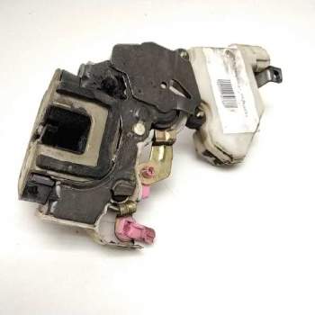Recambio de cerradura puerta trasera derecha para nissan primera berlina (p11) slx referencia OEM IAM 825029F511  