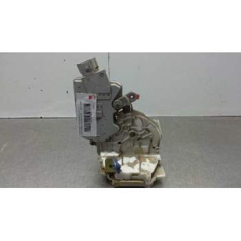 Recambio de cerradura puerta trasera izquierda para nissan primera berlina (p11) slx referencia OEM IAM 825039F511  