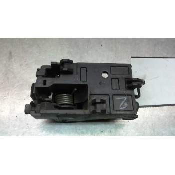 Recambio de maneta interior delantera derecha para nissan primera berlina (p11) slx referencia OEM IAM 806702F001  