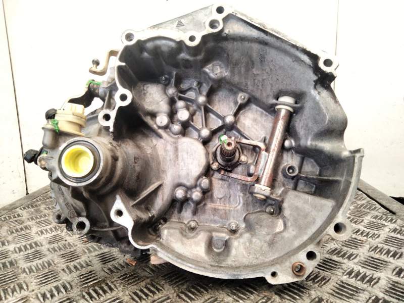 Recambio de caja cambios para peugeot 206 berlina referencia OEM IAM 20CF09  