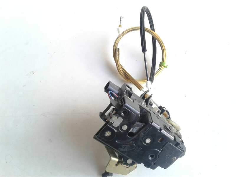Recambio de cerradura puerta trasera derecha para audi a6 avant (4b5) 2.5 tdi quattro referencia OEM IAM 4B0839016G  
