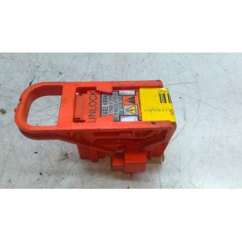 Recambio de fusible bateria para toyota auris station wagon (_e18_) 1.8 hybrid (zwe186_) referencia OEM IAM G383448010  