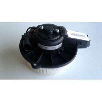 Recambio de motor calefaccion para audi a6 avant (4b5) 2.5 tdi quattro referencia OEM IAM 4B1820021  