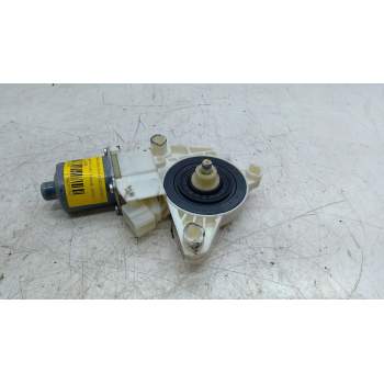 MOTOR ELEVALUNAS DELANTERO DERECHO A2048200642 