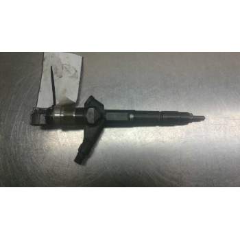 Recambio de inyector para nissan almera (n16/e) acenta referencia OEM IAM 07F05556  