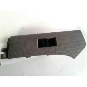 MANDO ELEVALUNAS DELANTERO DERECHO 742310D090 