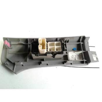 Recambio de mando elevalunas delantero derecho para toyota yaris (ksp9/scp9/nlp9) básico referencia OEM IAM 742310D090  